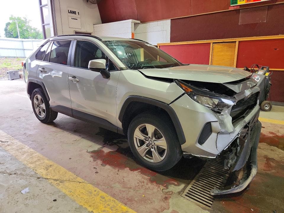 2022 TOYOTA RAV4 LE 4