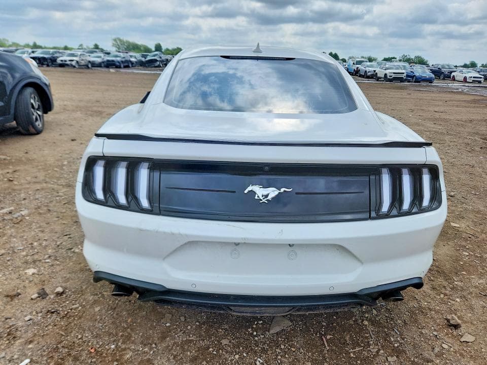 2020 FORD MUSTANG 6