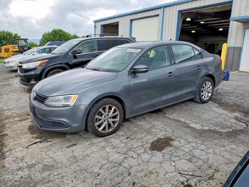2012 VOLKSWAGEN JETTA - 1