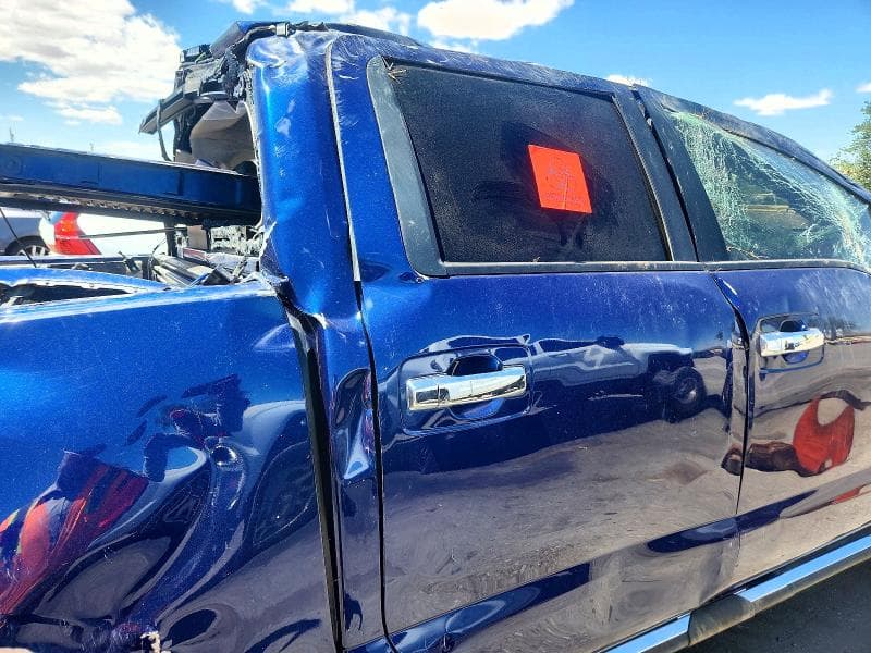 2017 NISSAN TITAN SL 10