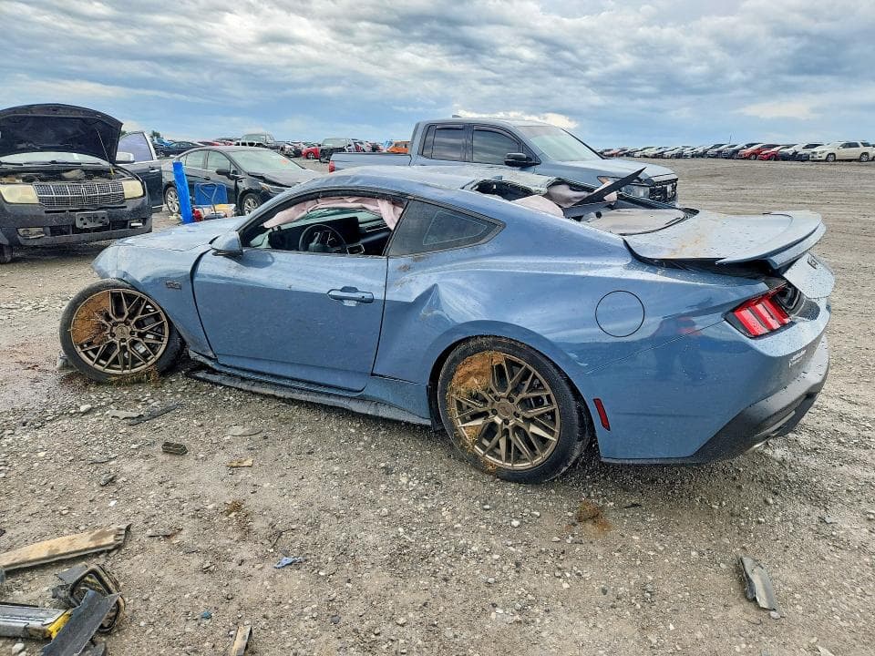 2024 FORD MUSTANG GT 2