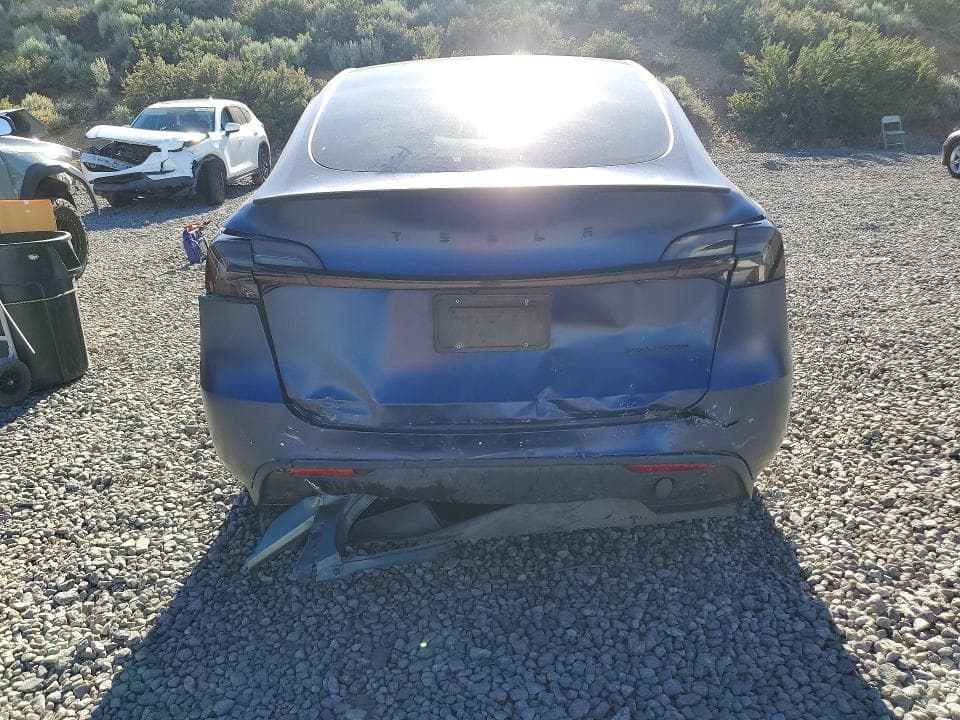 2023 TESLA MODEL Y 6