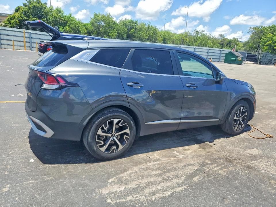 2023 KIA SPORTAGE EX 3