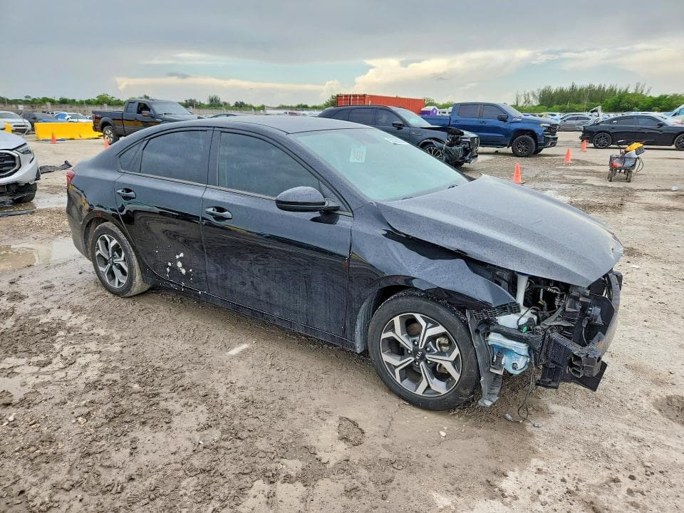 2020 KIA FORTE LXS 4