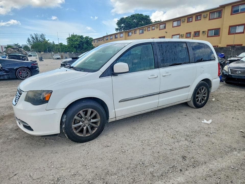 2015 CHRYSLER TOWN & COUNTRY S