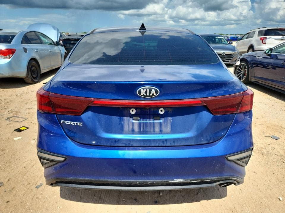 2021 KIA FORTE 6