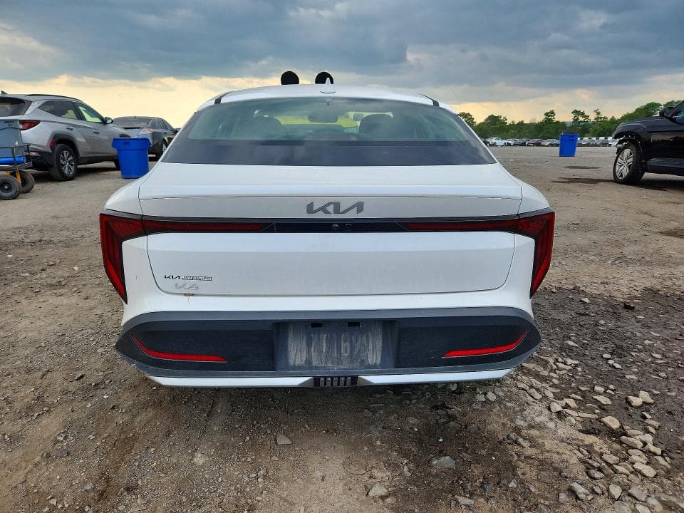 2025 KIA K4 LXS 6