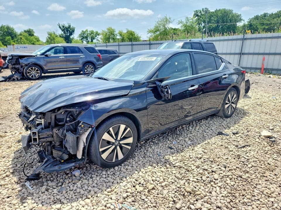 2021 NISSAN ALTIMA SV - 1
