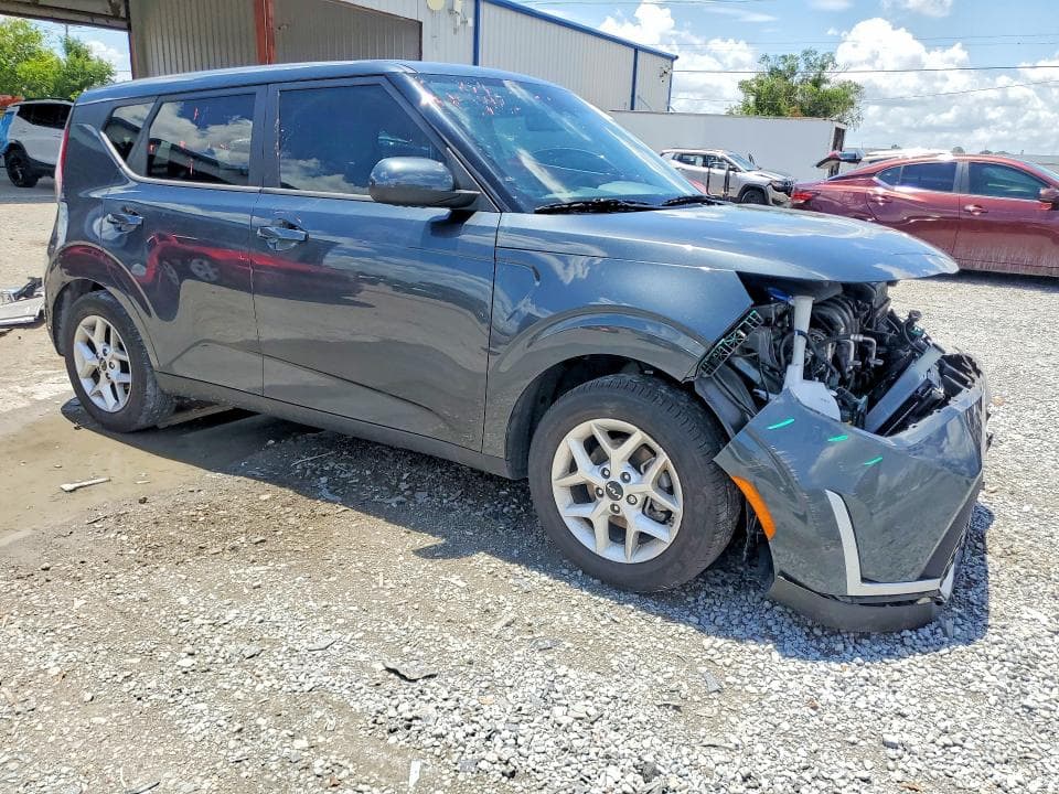 2025 KIA SOUL LX 4