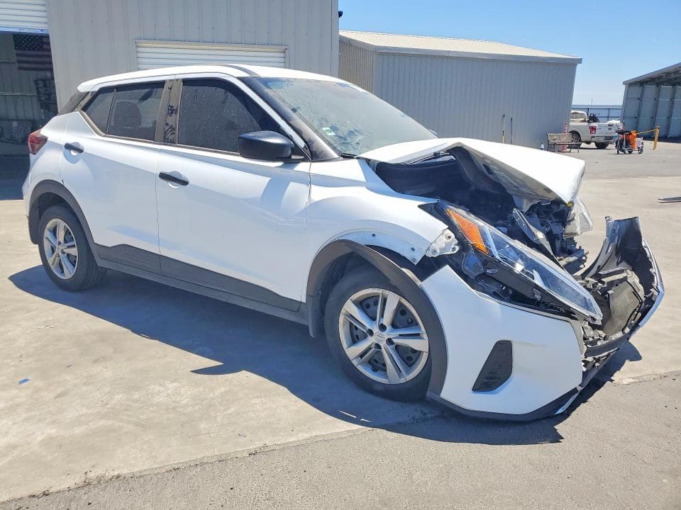 2024 NISSAN KICKS S 4