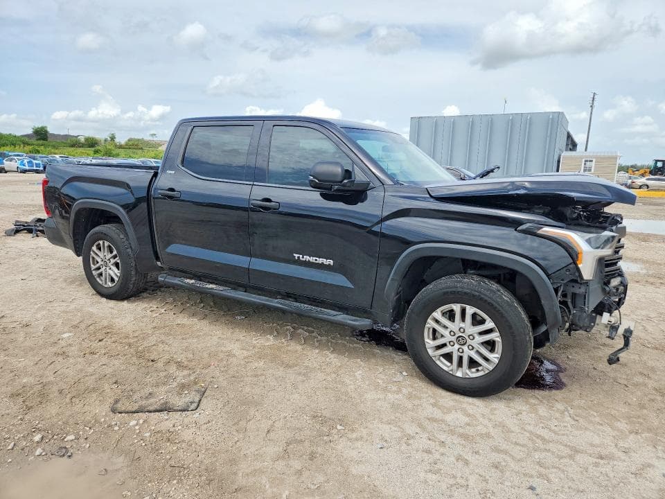 2022 TOYOTA TUNDRA SR5 4