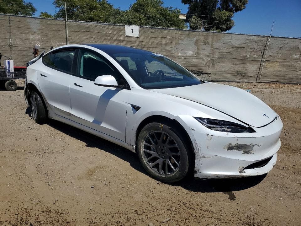 2025 TESLA MODEL 3 4