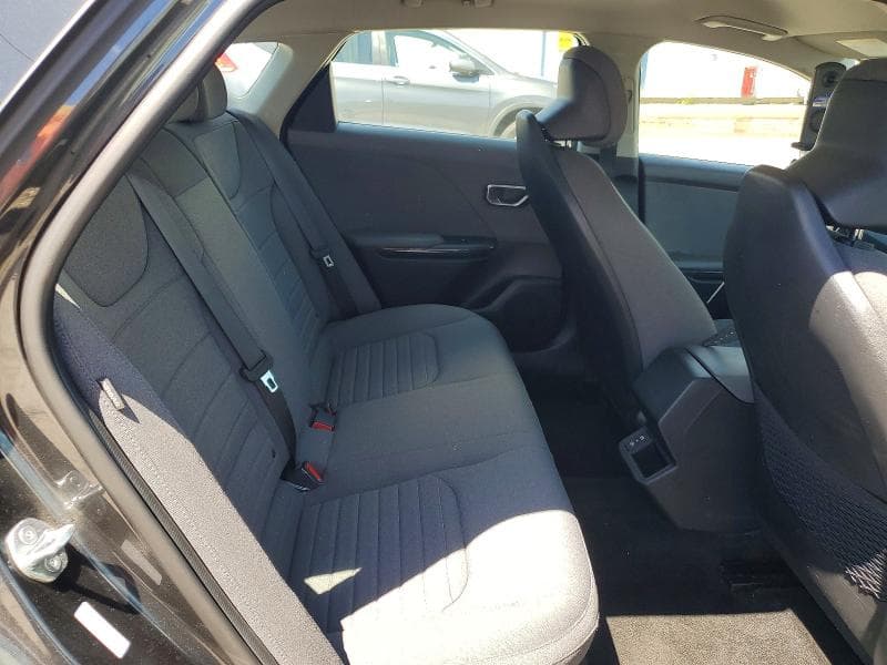 2025 KIA K4 EX 10