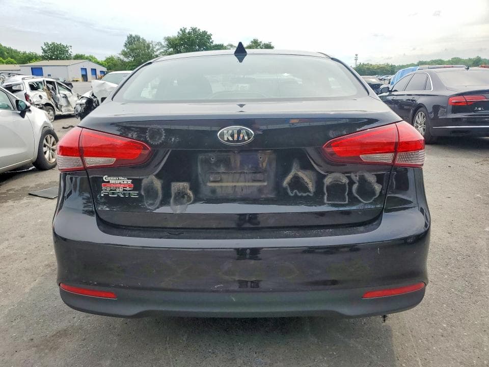 2018 KIA FORTE LX 6