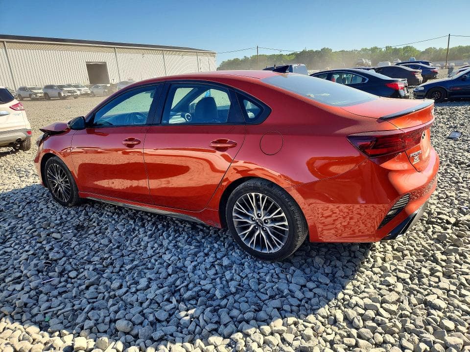 2023 KIA FORTE GT LINE 2