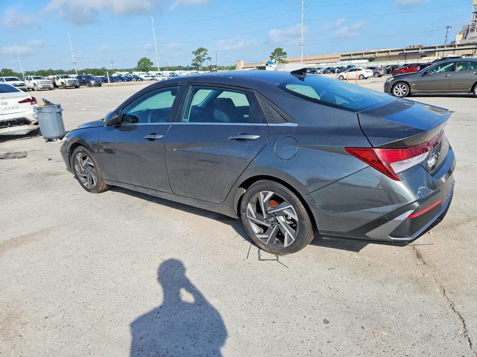 2024 HYUNDAI ELANTRA SEL 2
