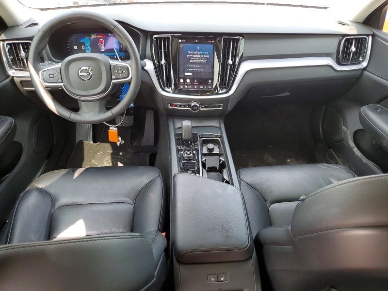 2025 VOLVO S60 CORE 8