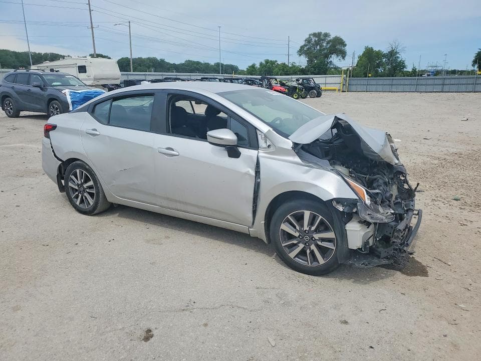 2020 NISSAN VERSA SV 4