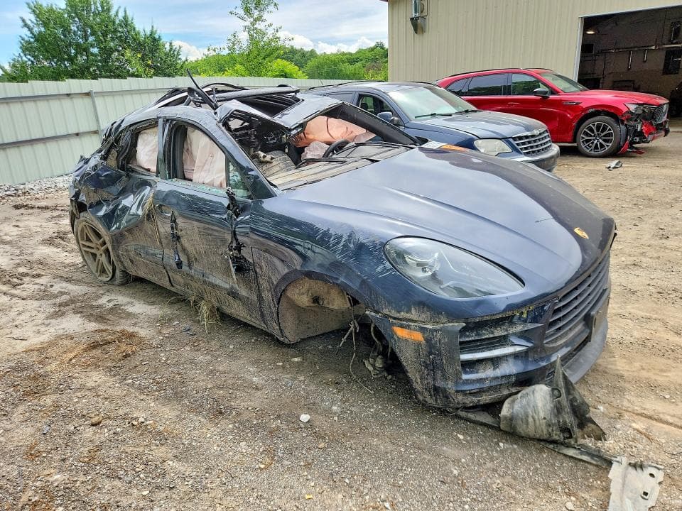 2020 PORSCHE MACAN 4