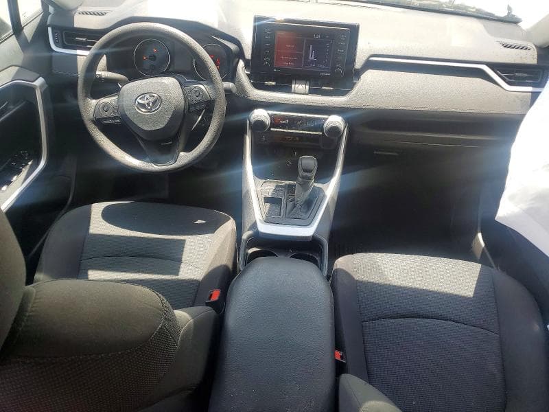 2021 TOYOTA RAV4 LE 8