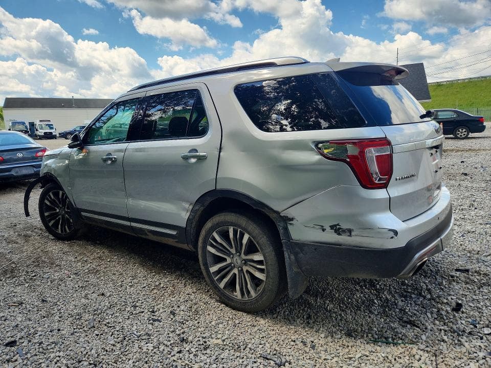 2017 FORD EXPLORER PLATINUM 2