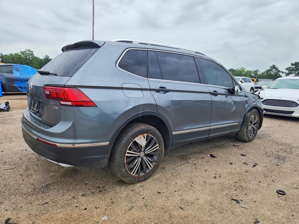 2018 VOLKSWAGEN TIGUAN SE SE 3