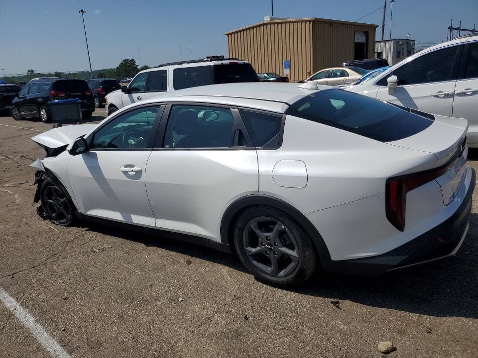 2025 KIA K4 LXS 2