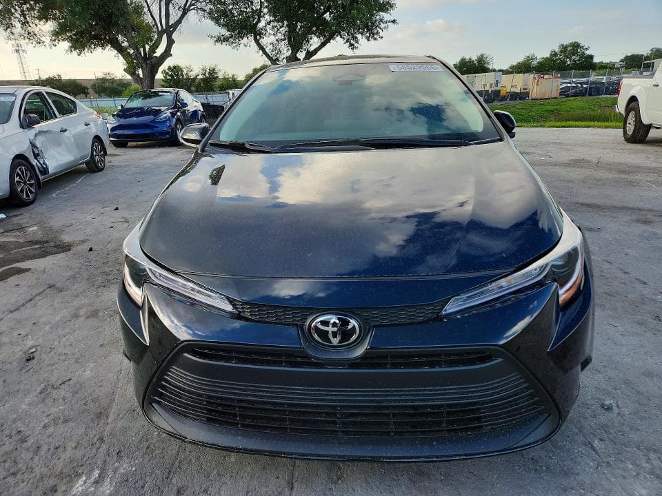 2026 TOYOTA COROLLA LE 5