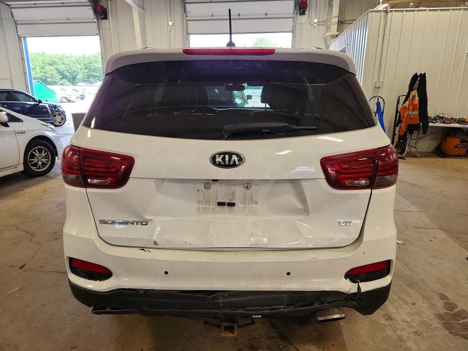 2020 KIA SORENTO S 6