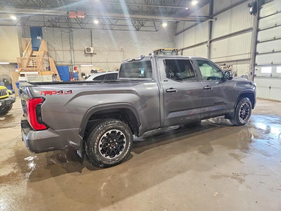2024 TOYOTA TUNDRA CREWMAX SR5 3