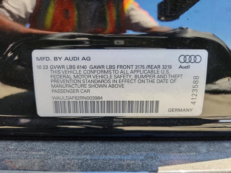 2024 AUDI A8 L 12