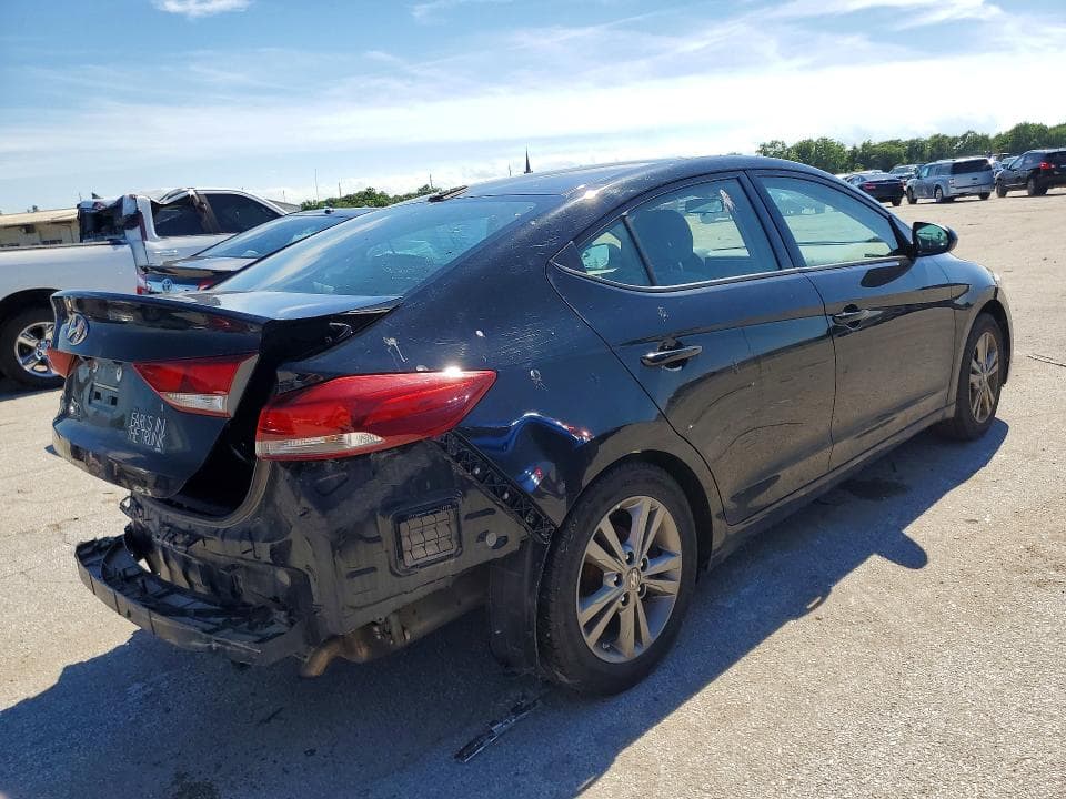 2017 HYUNDAI ELANTRA SE 3