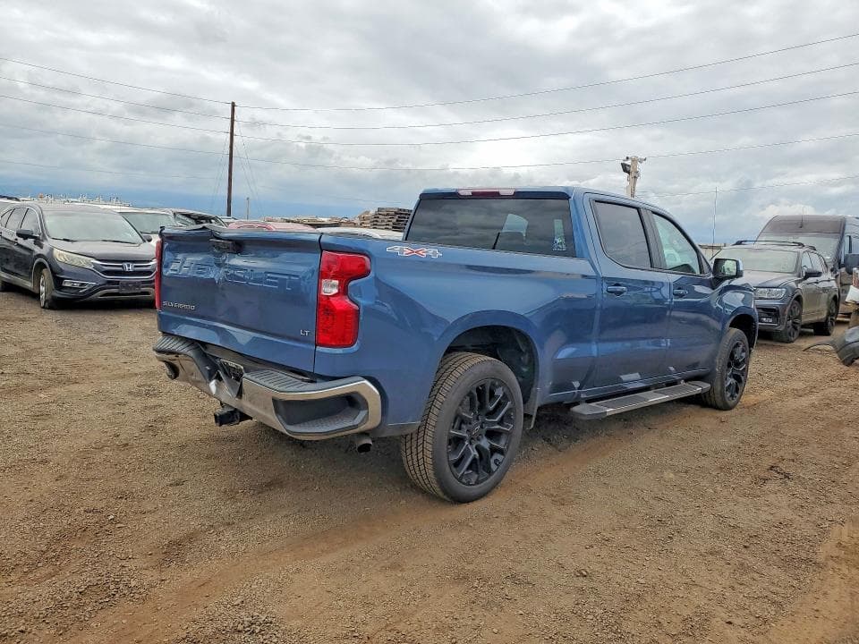 2024 CHEVROLET SILVERADO K1500 LT 3
