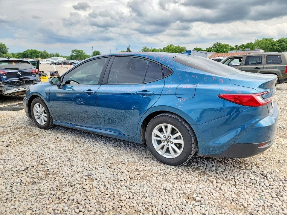 2025 TOYOTA CAMRY LE 2