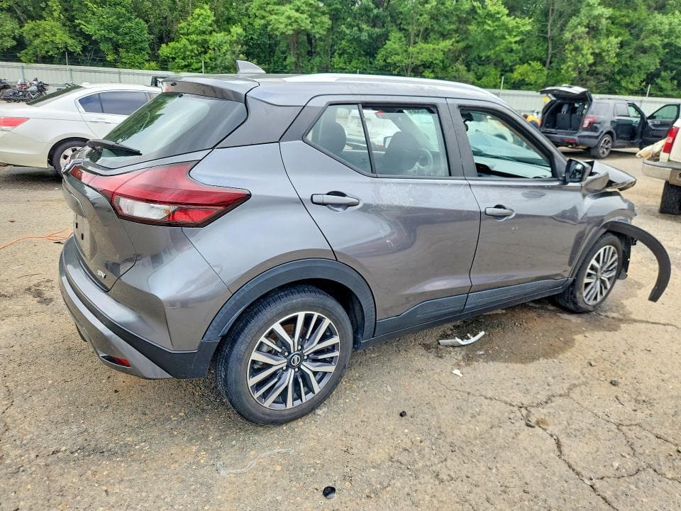 2021 NISSAN KICKS SV 3