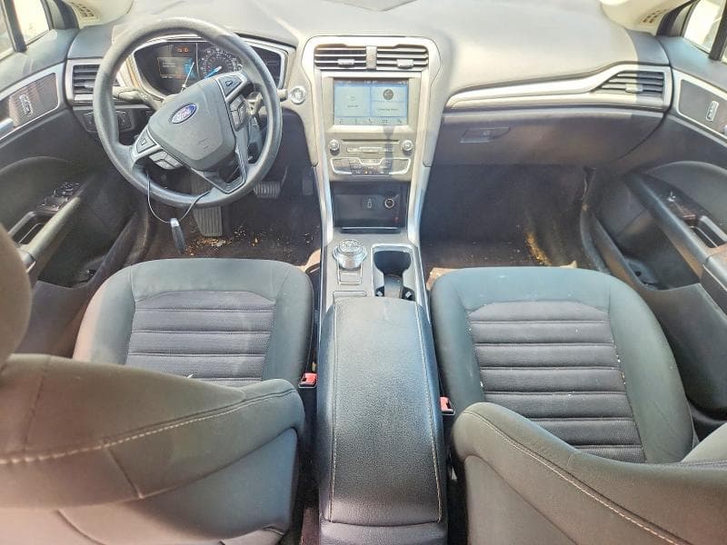 2017 FORD FUSION SE 8