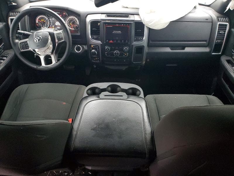 2022 RAM 1500 CLASSIC SLT 8