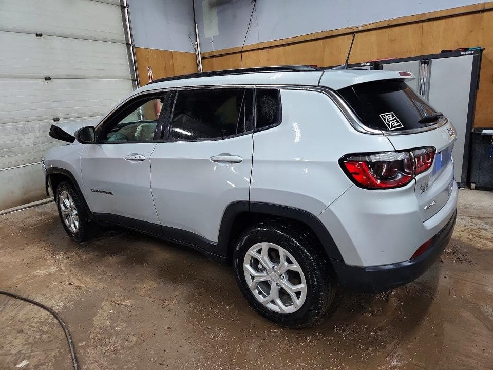 2024 JEEP COMPASS LATITUDE 2