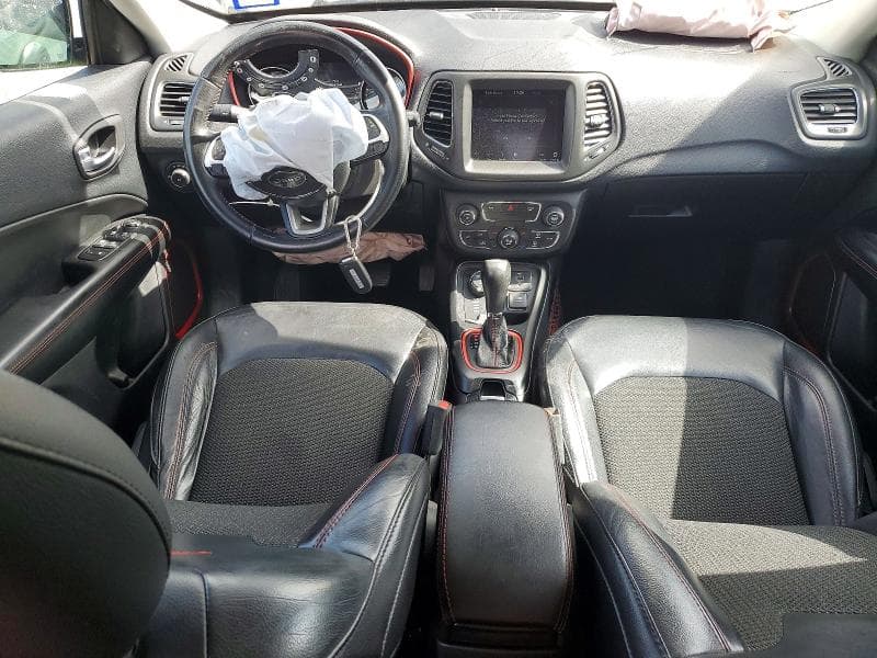 2019 JEEP COMPASS TRAILHAWK 8