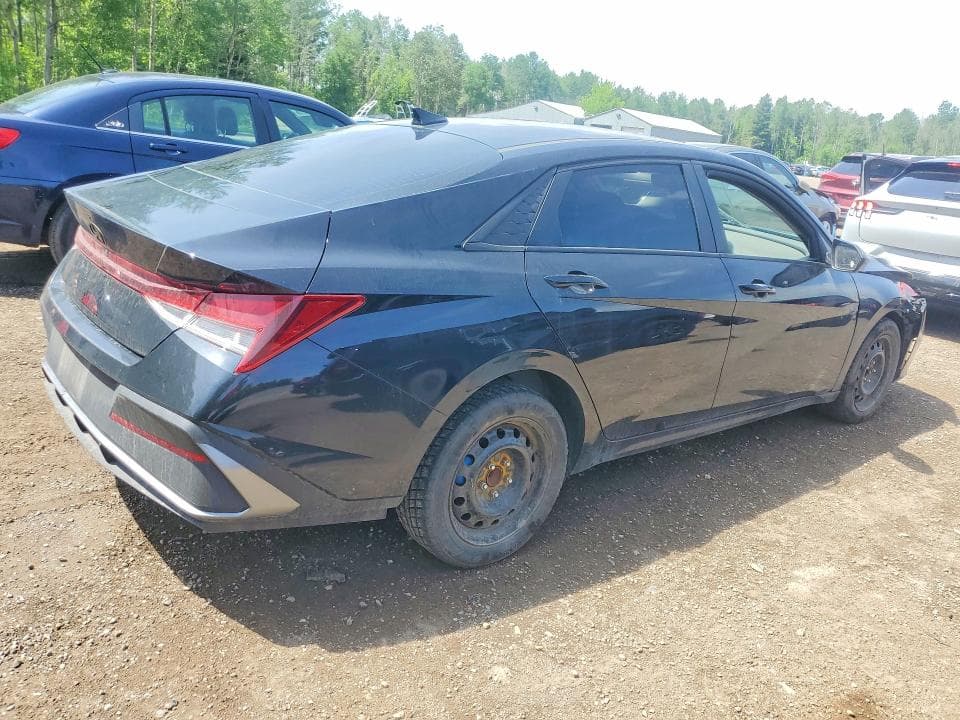 2024 HYUNDAI ELANTRA SEL 3