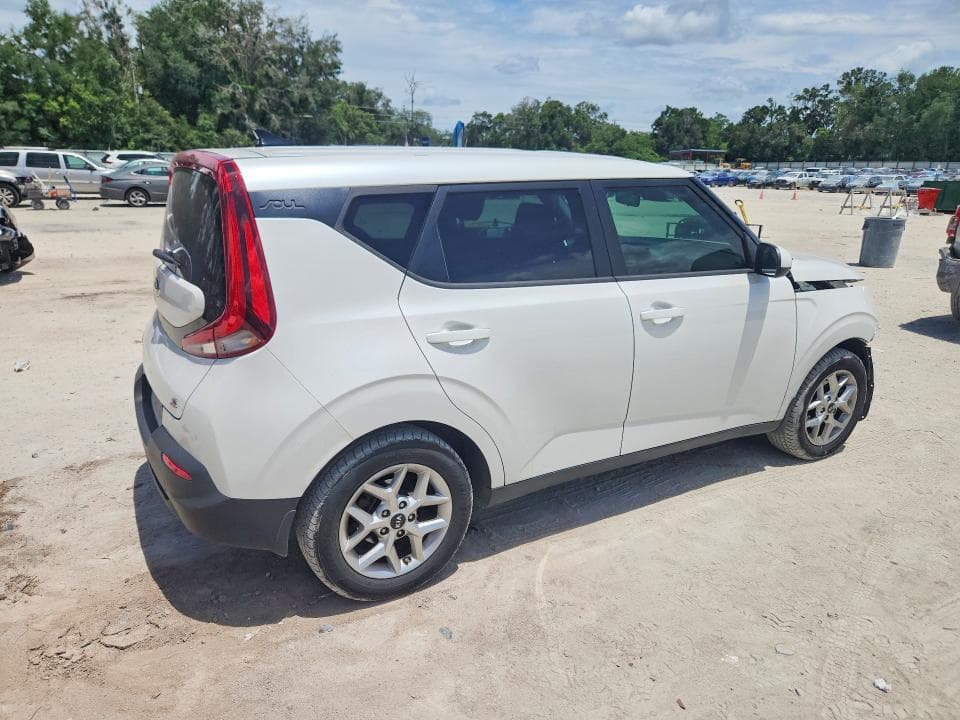 2021 KIA SOUL S 3