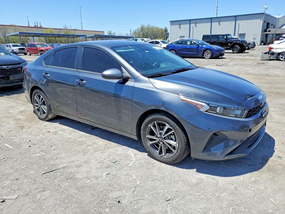 2022 KIA FORTE LXS 4