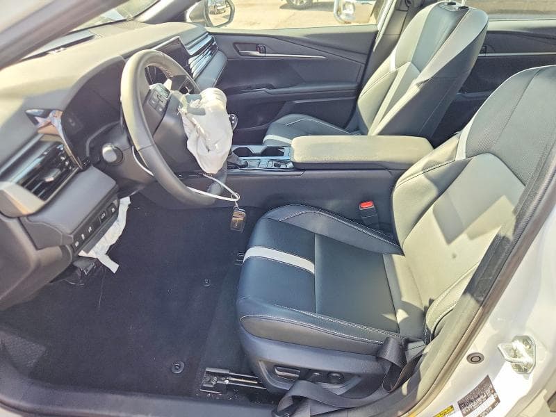 2025 TOYOTA CAMRY SE 7