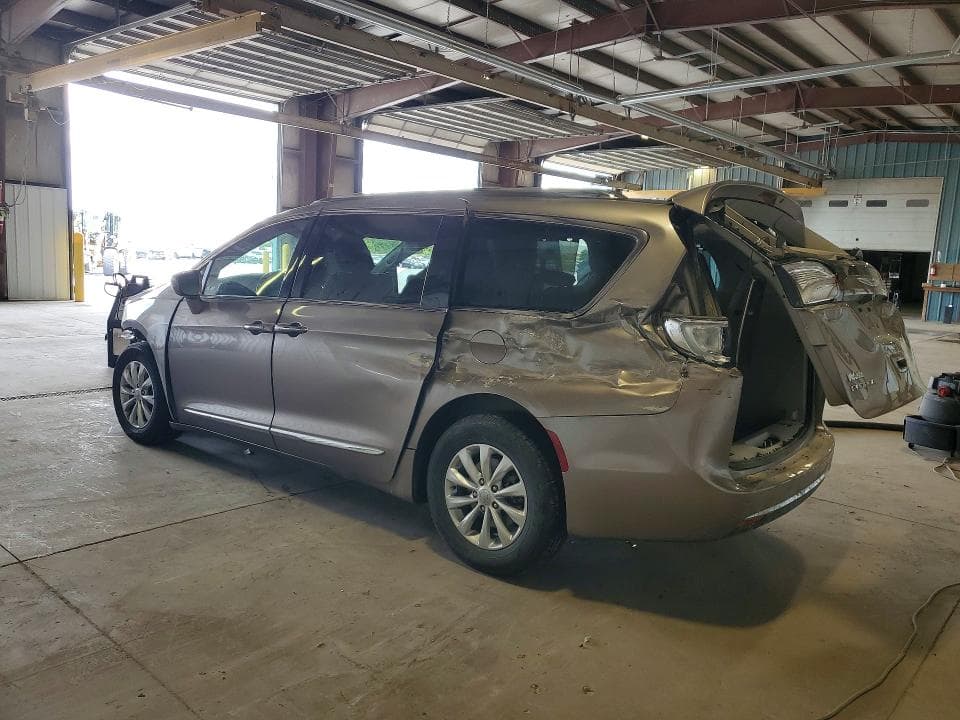 2018 CHRYSLER PACIFICA TOURING L 2