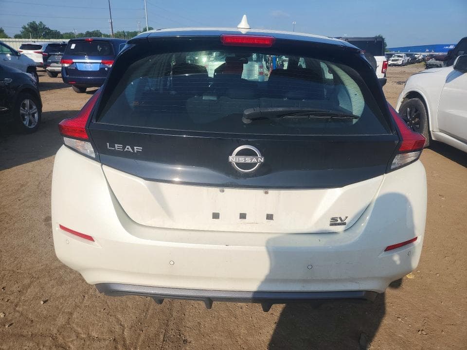 2023 NISSAN LEAF SV PLUS 6