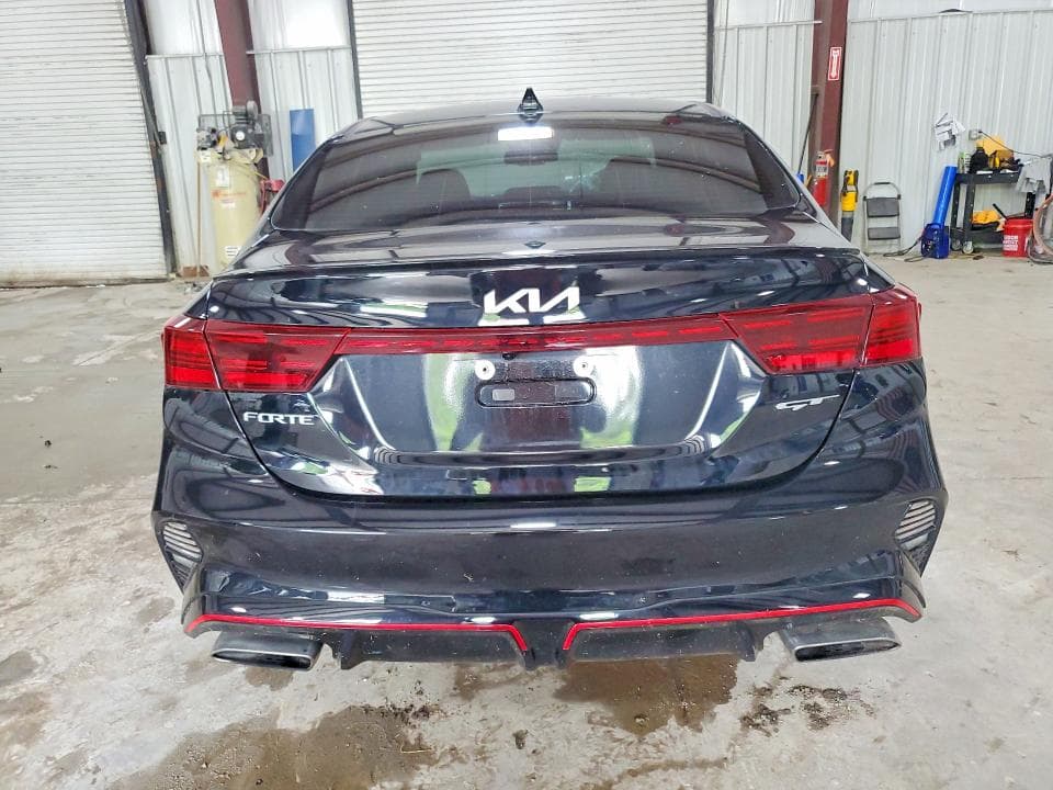 2023 KIA FORTE GT 6