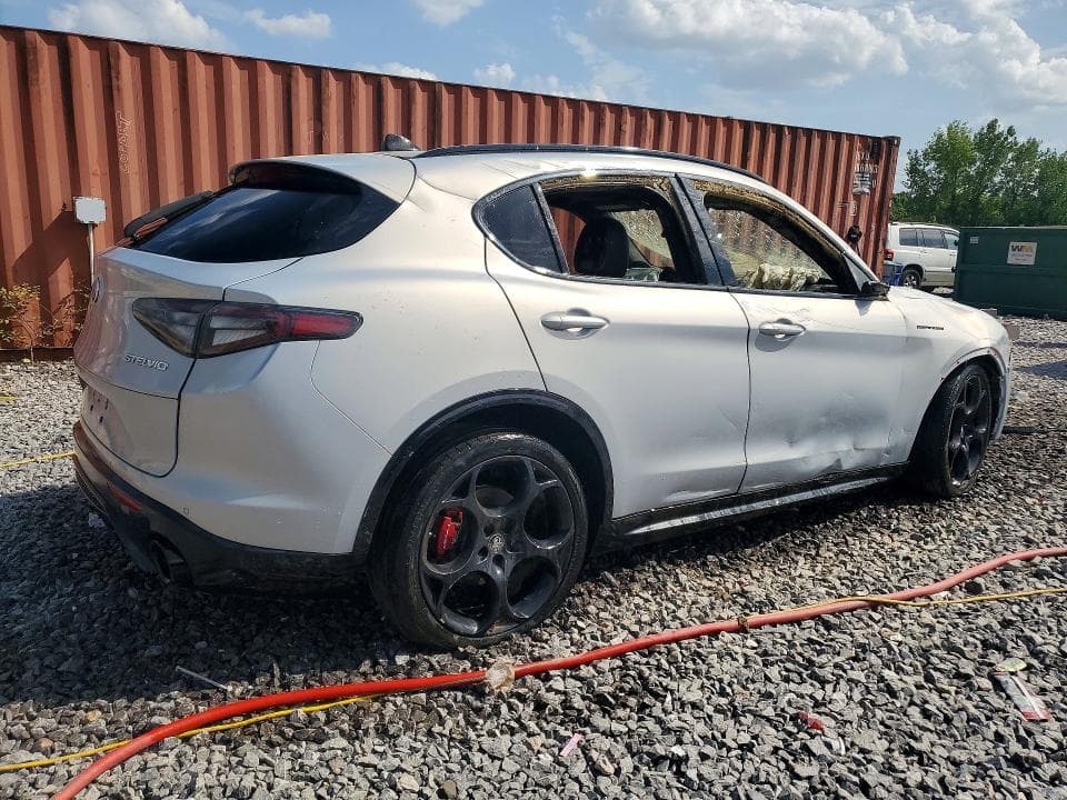 2024 ALFA ROMEO STELVIO TI 3