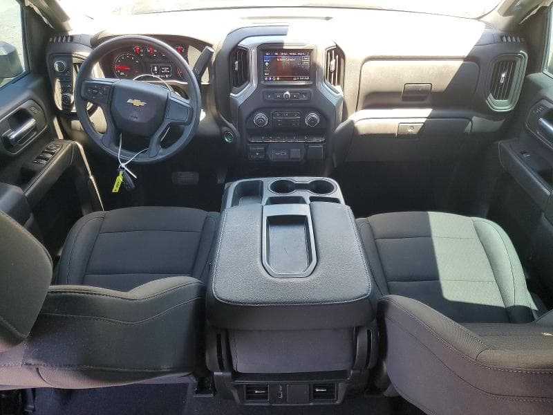2026 CHEVROLET SILVERADO K2500 CUSTOM 8