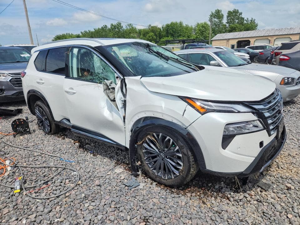 2026 NISSAN ROGUE PLATINUM 4