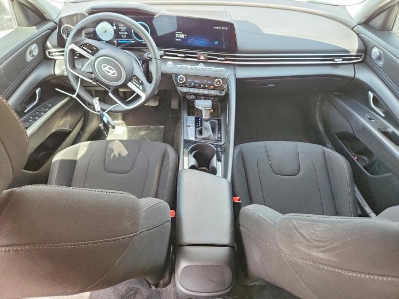 2024 HYUNDAI ELANTRA SEL 8